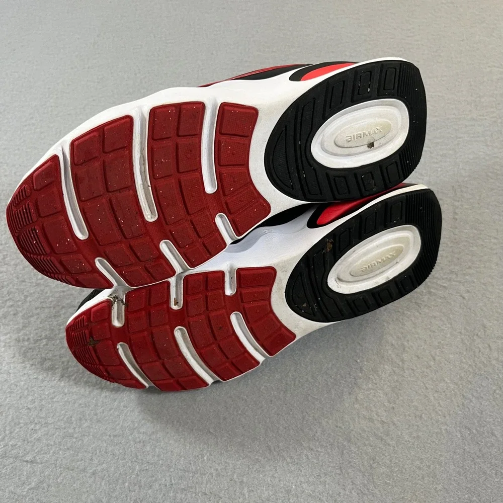 Nike Air Max nova GS White Black University Red youth big Kids Size 6Y